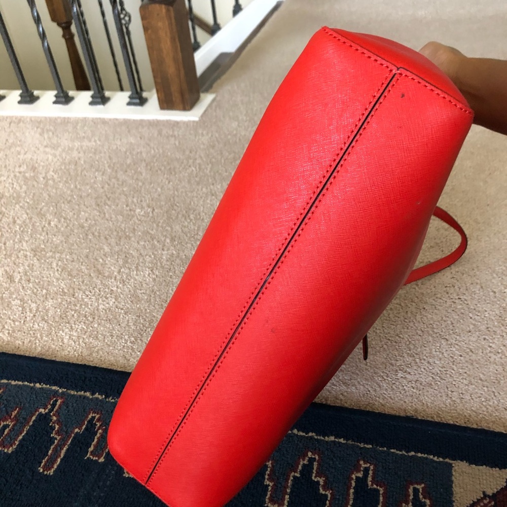 Red Michael Kors tote - Picture 6 of 6